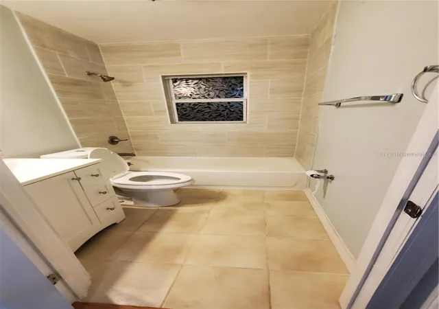 Photo 4 of Single family home for sale at 1034 16th Avenue S, Saint Petersburg, FL 33705 | MLS# TB8554734 | Listing updated on 2026-10-17