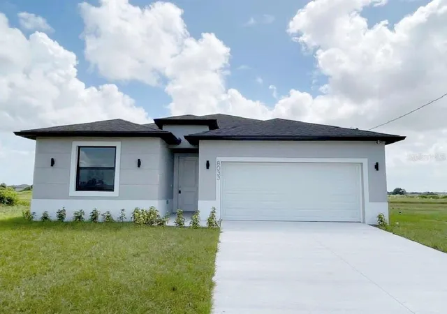 Photo 4 of Single family home for sale at 9031 W Castle Cir, Labelle, FL 33935 | MLS# O6447130 | Listing updated on 2026-10-13