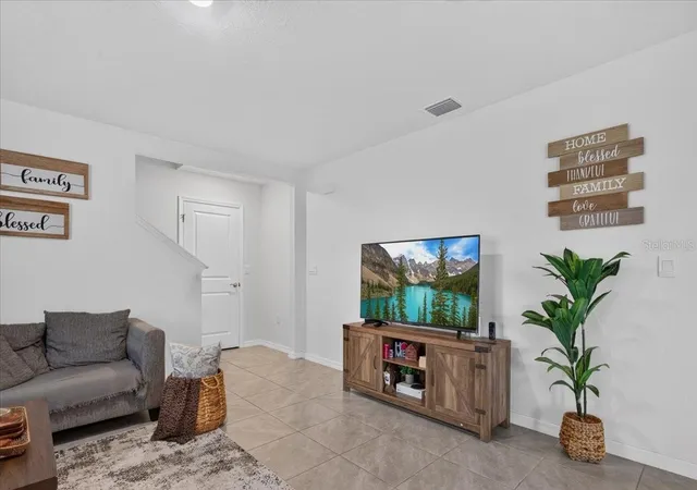 Photo 2 of Single family home for sale at 17123 NW 177th Terrace, Alachua, FL 32615 | MLS# GC543954 | Listing updated on 2026-10-06