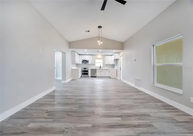 Photo 3 of Single family home for sale at 11405 Stamfield Dr, Orlando, FL 32821 | MLS# O6447138 | Listing updated on 2026-10-06