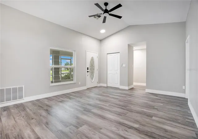 Photo 4 of Single family home for sale at 11405 Stamfield Dr, Orlando, FL 32821 | MLS# O6447138 | Listing updated on 2026-10-06