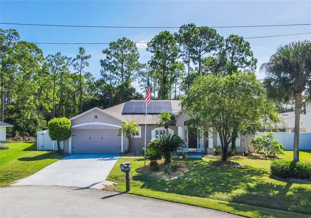 Photo 2 of Single family home for sale at 12 Selkirk Pl, Palm Coast, FL 32164 | MLS# FC321902 | Listing updated on 2026-10-05