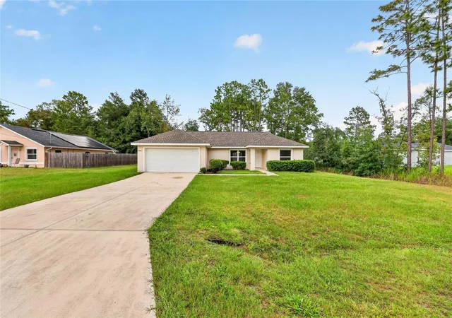 Photo 3 of Single family home for sale at 7009 Hemlock Crse, Ocala, FL 34472 | MLS# OM733426 | Listing updated on 2026-10-06