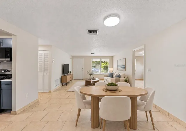 Photo 2 of Single family home for sale at 2550 Lawler Ln, Deltona, FL 32738 | MLS# O6447148 | Listing updated on 2026-10-08