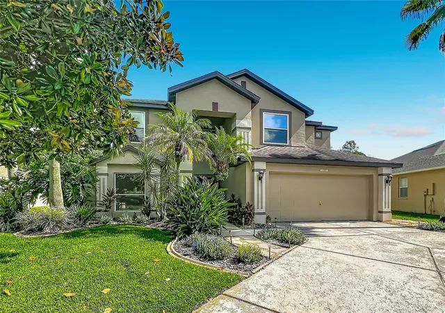 Photo 4 of Single family home for sale at 14006 Lake Underhill Rd, Orlando, FL 32828 | MLS# O6447150 | Listing updated on 2026-10-15