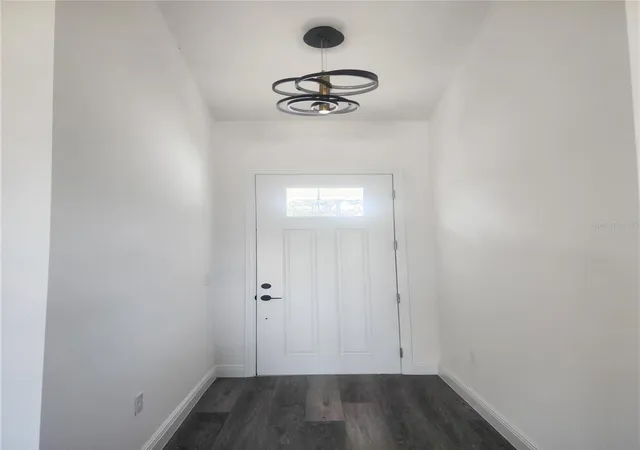 Photo 4 of Single family home for sale at 9483 SW 121st Terrace, Dunnellon, FL 34432 | MLS# OM733428 | Listing updated on 2026-10-07