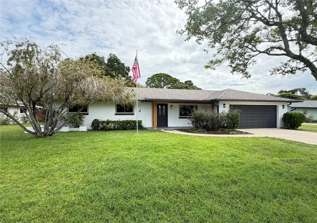 Photo 1 of Single family home for sale at 3915 Port Simbor Ave, Orlando, FL 32817 | MLS# O6447155 | Listing updated on 2026-10-05