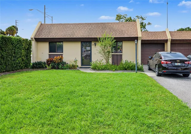 Photo 1 of Single family home for sale at 457 Albee Farm Rd #V13, Venice, FL 34285 | MLS# C7531536 | Listing updated on 2026-10-07