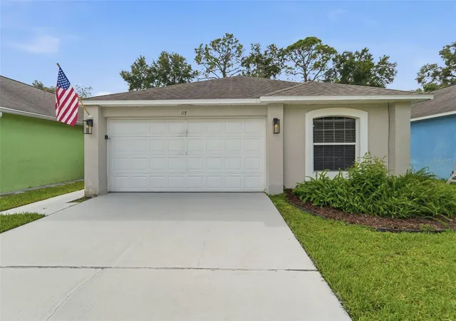 Photo 1 of Single family home for sale at 115 Pamala Ct, Sanford, FL 32771 | MLS# V4951653 | Listing updated on 2026-10-06