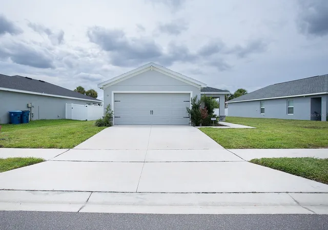 Photo 2 of Single family home for sale at 1082 Silas St, Haines City, FL 33844 | MLS# O6447163 | Listing updated on 2026-10-04
