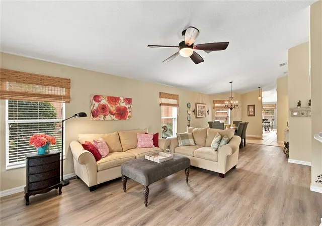 Photo 1 of Single family home for sale at 516 Grand Cnl Dr, Kissimmee, FL 34759 | MLS# S5158859 | Listing updated on 2026-10-08