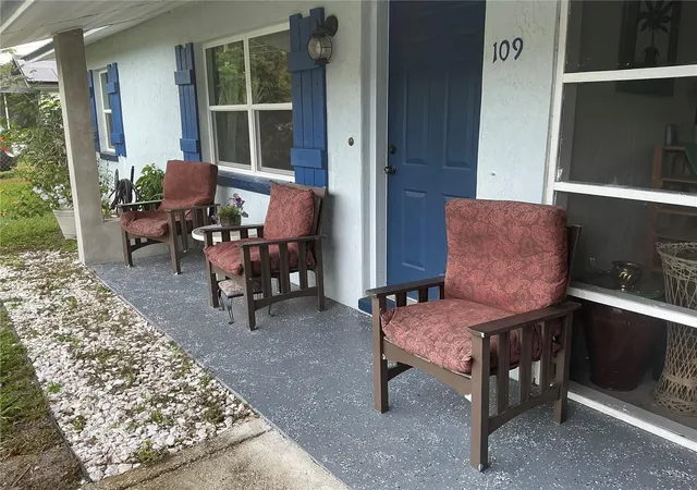 Photo 2 of Single family home for sale at 109 Herrick St, Auburndale, FL 33823 | MLS# S5158860 | Listing updated on 2026-10-04
