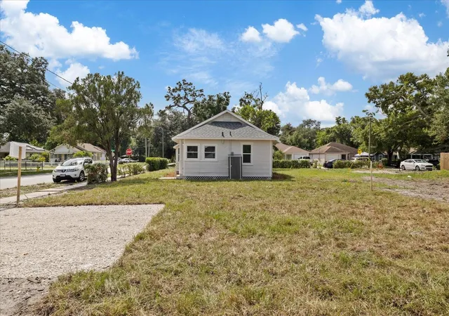 Photo 2 of Single family home for sale at 3501 17th Avenue S, Saint Petersburg, FL 33711 | MLS# W7890076 | Listing updated on 2026-10-06