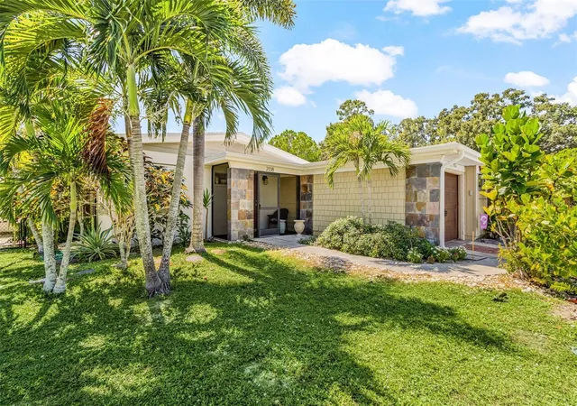Single family home for sale at 2138 Temple St, SARASOTA, FL 34239 | MLS# TB8554778