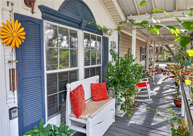 Photo 3 of Manufactured home for sale at 12627 Beagle Rd, Hudson, FL 34667 | MLS# W7890078 | Listing updated on 2026-10-05