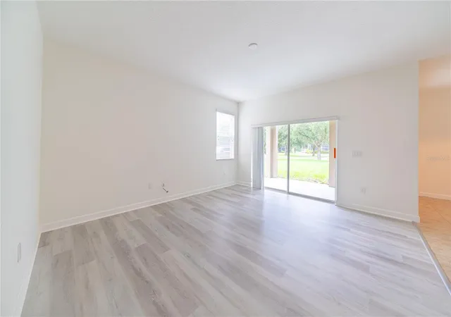 Photo 2 of Single family home for sale at 15663 Signature Dr, Winter Garden, FL 34787 | MLS# S5158862 | Listing updated on 2026-10-09