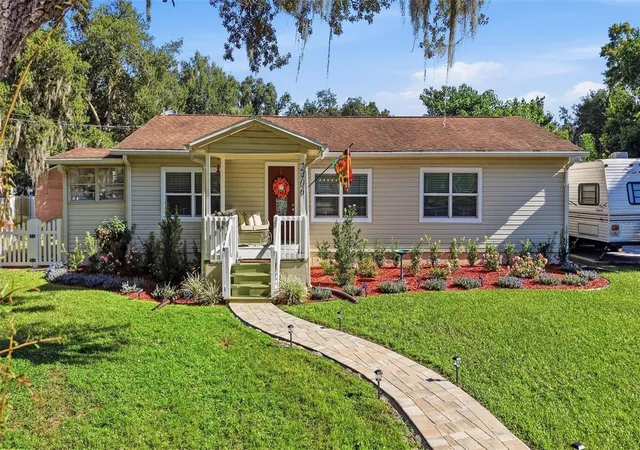 Photo 1 of Single family home for sale at 2406 Durant Rd, Valrico, FL 33596 | MLS# TB8554784 | Listing updated on 2026-10-06