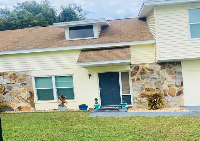 Multi family home for sale at 721 Gasparino Ct, SEFFNER, FL 33584 | MLS# TB8554788