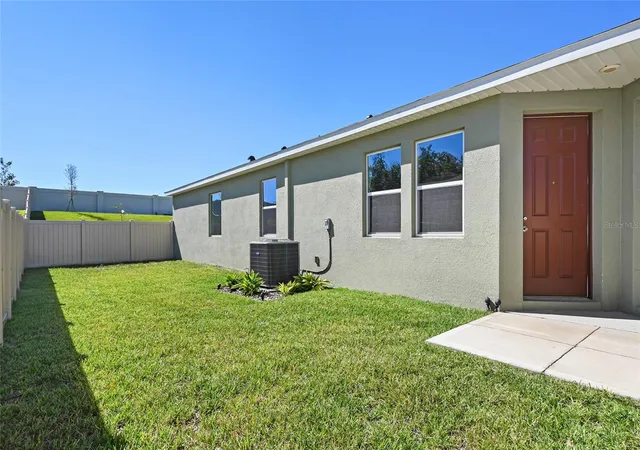 Photo 4 of Single family home for sale at 17922 Hither Hills Cir, Winter Garden, FL 34787 | MLS# O6447177 | Listing updated on 2026-10-11