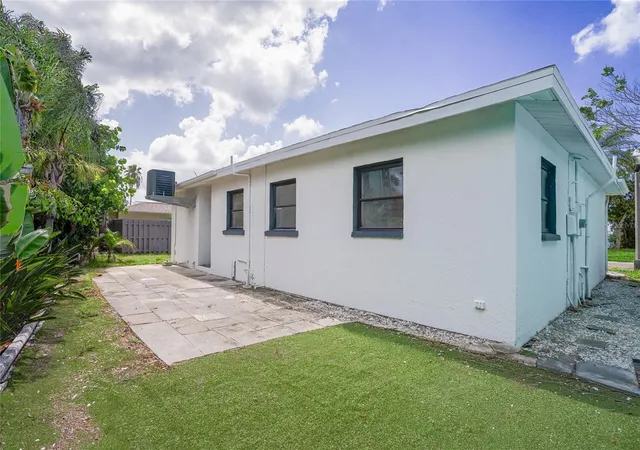 Photo 1 of Single family home for sale at 630 180th Avenue E, Redington Shores, FL 33708 | MLS# TB8554790 | Listing updated on 2026-10-06