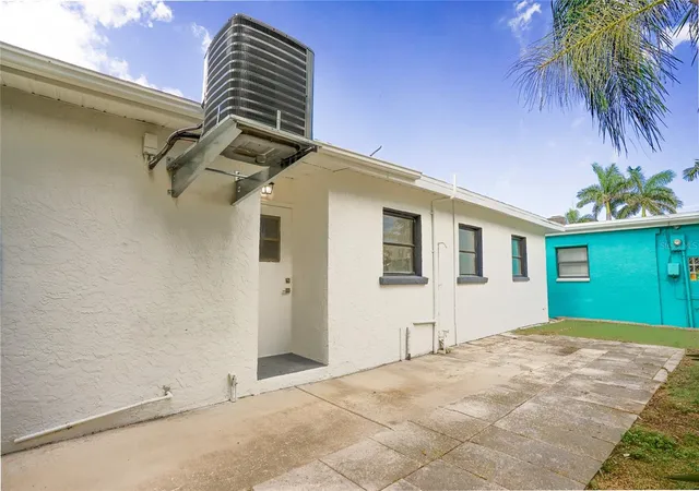 Photo 2 of Single family home for sale at 630 180th Avenue E, Redington Shores, FL 33708 | MLS# TB8554790 | Listing updated on 2026-10-06