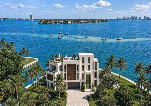 Single family home for sale at 3200 Higel Ave, SARASOTA, FL 34242 | MLS# A4708439