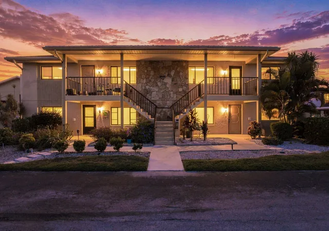 Condo for sale at 9960 Eagles Point Cir #4, PORT RICHEY, FL 34668 | MLS# W7890079