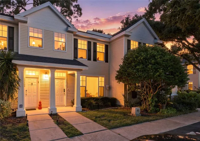 Townhouse for sale at 13710 Forest Lake Dr, LARGO, FL 33771 | MLS# TB8554793