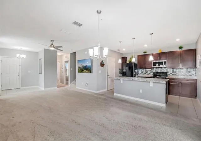 Photo 3 of Townhouse for sale at 4800 Riverwalk Dr, Saint Cloud, FL 34771 | MLS# S5158866 | Listing updated on 2026-10-06