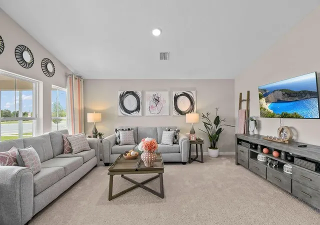 Photo 3 of Single family home for sale at 5945 Slate Rock Dr, Lakeland, FL 33811 | MLS# TB8554810 | Listing updated on 2026-10-07