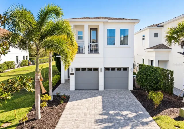 Photo 1 of Single family home for sale at 1113 Castle Pines Ct, Reunion, FL 34747 | MLS# O6447193 | Listing updated on 2026-10-07