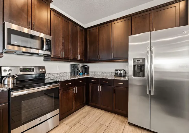 Photo 3 of Single family home for sale at 1113 Castle Pines Ct, Reunion, FL 34747 | MLS# O6447193 | Listing updated on 2026-10-07