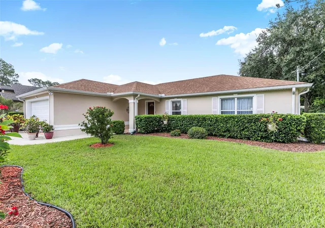 Photo 4 of Single family home for sale at 30 Rylin Ln, Palm Coast, FL 32164 | MLS# FC321908 | Listing updated on 2026-10-08