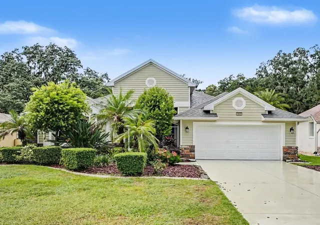 Single family home for sale at 8045 Waterbury Way, MOUNT DORA, FL 32757 | MLS# O6447196