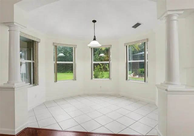 Photo 4 of Single family home for sale at 8045 Waterbury Way, Mount Dora, FL 32757 | MLS# O6447196 | Listing updated on 2026-10-08