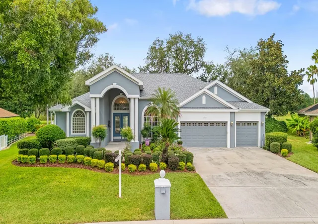 Photo 1 of Single family home for sale at 2713 Clubhouse Dr, Plant City, FL 33566 | MLS# TB8554819 | Listing updated on 2026-10-07
