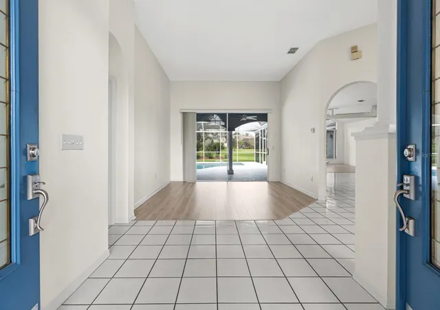 Photo 2 of Single family home for sale at 2713 Clubhouse Dr, Plant City, FL 33566 | MLS# TB8554819 | Listing updated on 2026-10-07