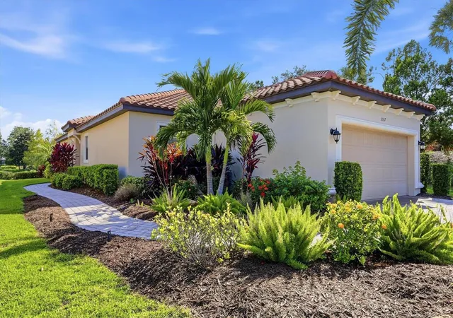 Photo 1 of Single family home for sale at 5367 Vaccaro Ct, Bradenton, FL 34211 | MLS# A4708448 | Listing updated on 2026-10-21