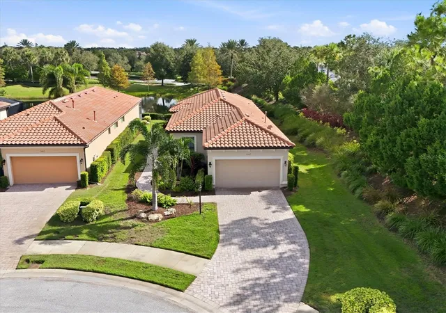 Photo 2 of Single family home for sale at 5367 Vaccaro Ct, Bradenton, FL 34211 | MLS# A4708448 | Listing updated on 2026-10-21