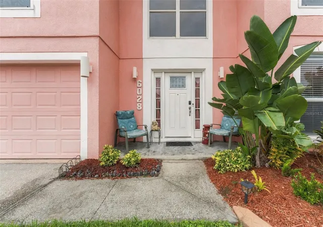 Photo 4 of Single family home for sale at 6028 Sunset Vista Dr, Lakeland, FL 33812 | MLS# TB8554831 | Listing updated on 2026-10-08
