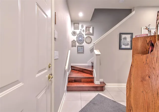 Photo 3 of Townhouse for sale at 3111 W San Pedro St, Tampa, FL 33629 | MLS# TB8554840 | Listing updated on 2026-10-08