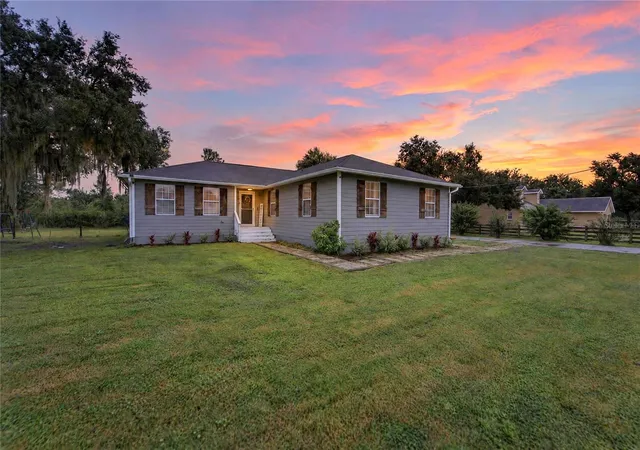 Photo 1 of Single family home for sale at 1257 Drew St, Lakeland, FL 33810 | MLS# TB8554844 | Listing updated on 2026-10-25