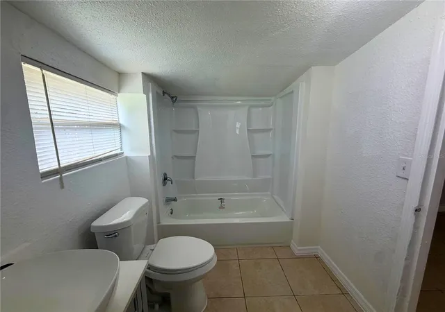 Photo 11 of Single family home for sale at 2602 Sidney Ave, ORLANDO, FL 32810 | MLS# O6447206 | Listing updated on 2026-10-05