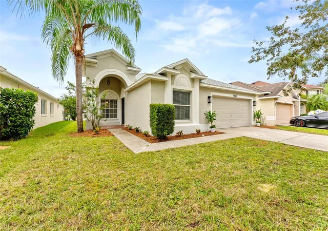 Photo 3 of Single family home for sale at 19009 Fishermans Bnd Dr, Lutz, FL 33558 | MLS# TB8554858 | Listing updated on 2026-10-06