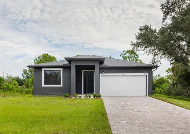 Photo 1 of Single family home for sale at 6262 Skyview Dr, North Port, FL 34291 | MLS# C7531541 | Listing updated on 2026-10-05