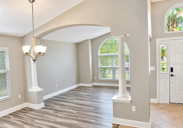 Photo 3 of Single family home for sale at 421 Thicket Crst Rd, Seffner, FL 33584 | MLS# TB8554860 | Listing updated on 2026-10-10