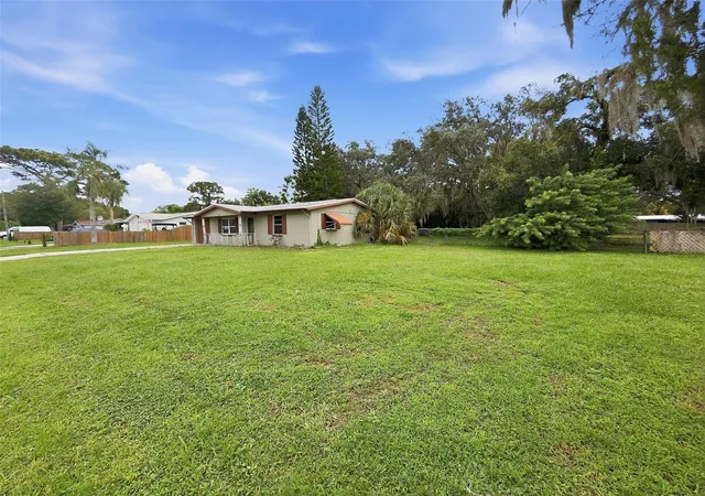 Photo 3 of Single family home for sale at 6818 Carob Dr, New Port Richey, FL 34653 | MLS# W7890082 | Listing updated on 2026-10-06