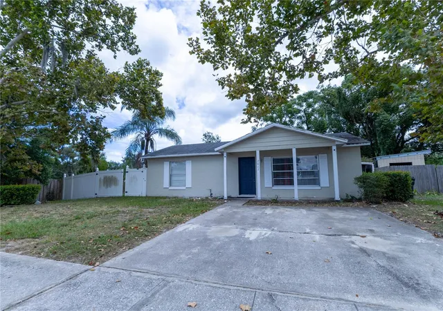 Photo 1 of Single family home for sale at 2011 Adair St, Ocoee, FL 34761 | MLS# G5118632 | Listing updated on 2026-10-06