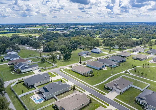 Photo 3 of Single family home for sale at 12917 Oak St, San Antonio, FL 33576 | MLS# TB8554882 | Listing updated on 2026-10-06