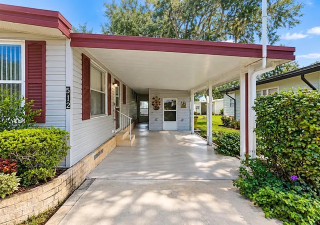 Photo 2 of Manufactured home for sale at 512 Palo Verde Dr, Leesburg, FL 34748 | MLS# G5118634 | Listing updated on 2026-10-08